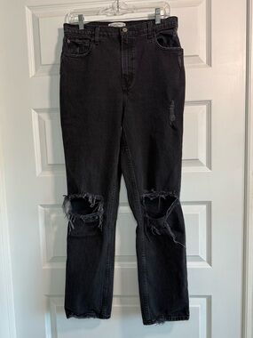 Abercrombie & Fitch the 90’s Straight Ultra High Rise Distressed Black Jeans